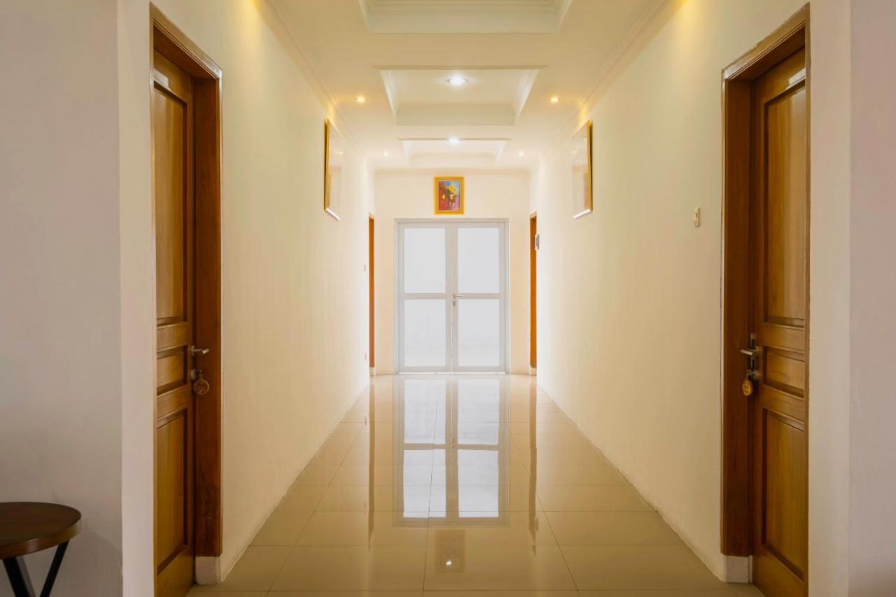 Reddoorz Near Exit Toll Moh. Toha Hotel Bandung Ngoại thất bức ảnh